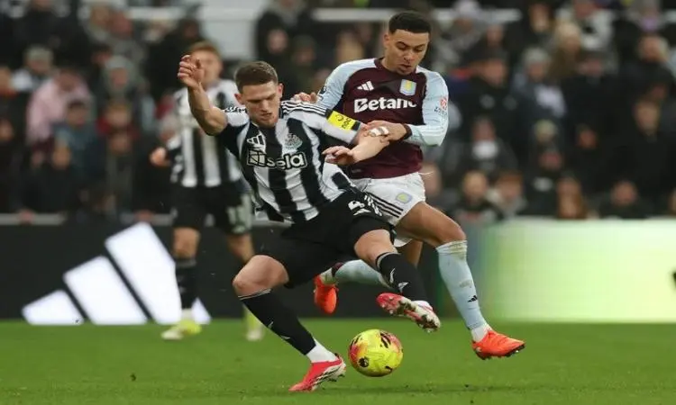 فريق برينتفورد يفوز على  نيوكاسل بنتيجة 1 - 2 في بطولة الدوري الإنجليزي.